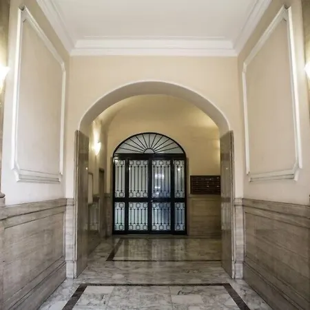 Domus Al Vaticano 36 Bed & Breakfast 3*
